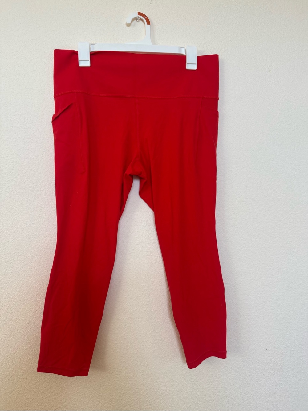 Athleta Salutation Stash High Rise 7/8 Legging